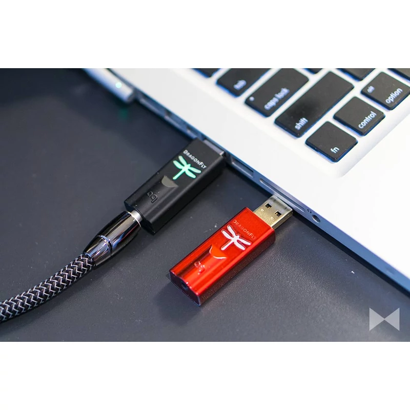 Audioquest Dragonfly Red USB DAC fejhallgató erősítő (Bemutató darab)